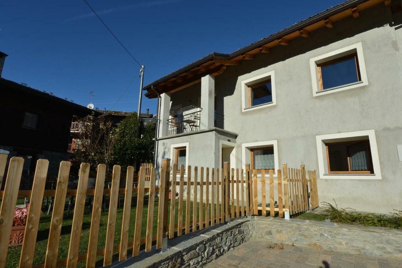 Lo metcho dou bino Antey-Saint-André Exterior foto